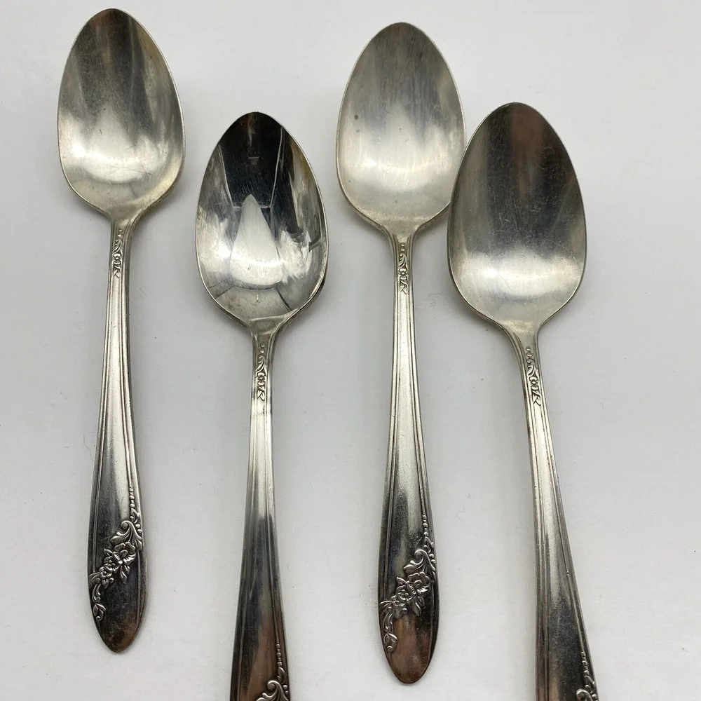 VTG 1946 Oneida Community Tudor Plate‎ Queen Bess II Teaspoons 4 Set Silverplate